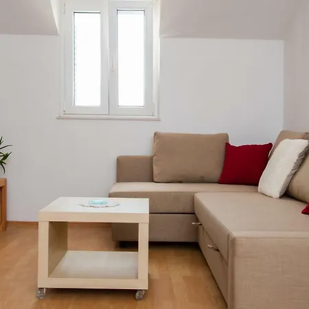 Holiday Home Koprivno *