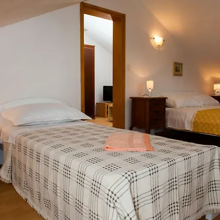 Holiday Home Koprivno 別荘