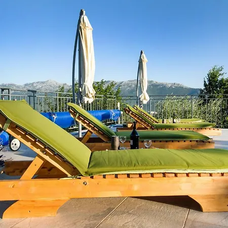 Prázdninový dům Holiday House Koprivno *