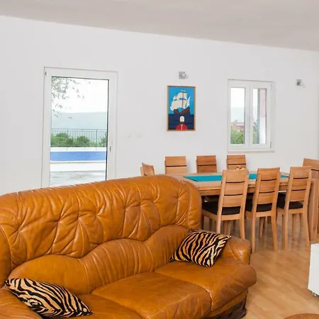 Casa vacanze Holiday Home Koprivno *