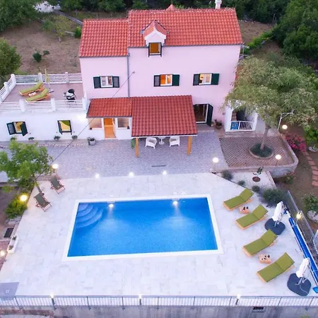 Holiday Home Koprivno