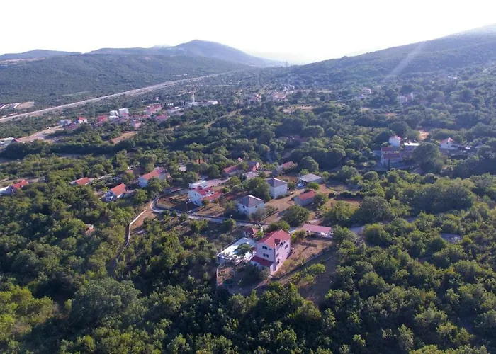 Prázdninový dům Holiday House Koprivno