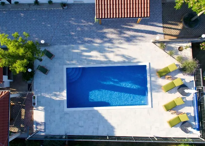 Holiday House Koprivno